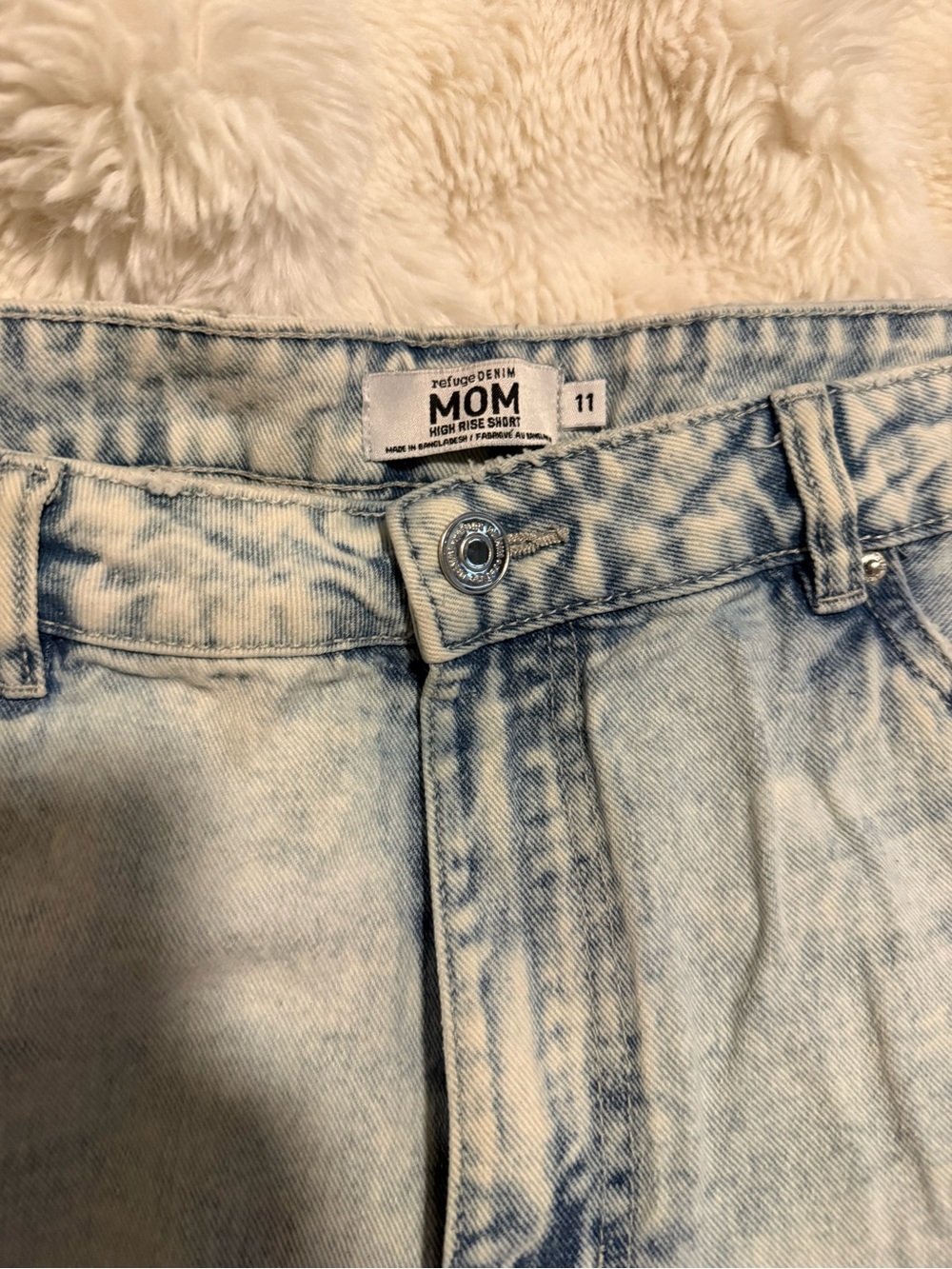 refuge MOM High Rise Jean Shorts in Light Acid Wash Blue